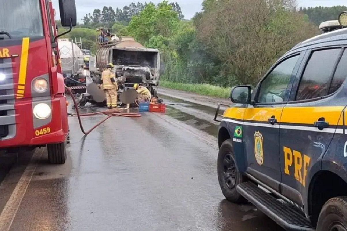 Tragédia na BR-285: Quatro pessoas da mesma família morrem carbonizadas em grave acidente