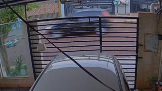 Câmera flagra carro de suspeito que tentou sequestrar adolescente em Cascavel Câmera flagra carro de suspeito que tentou sequestrar adolescente em Cascavel