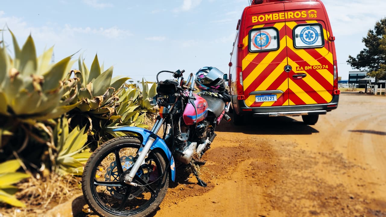Motociclista sofre queda na BR-467, em Cascavel e fica ferido