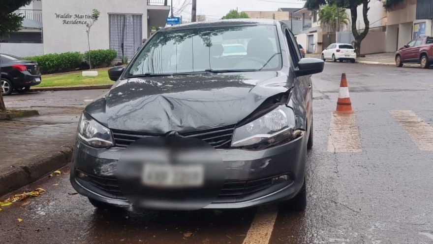 Acidente entre Gol e Strada é registrado no Parque São Paulo