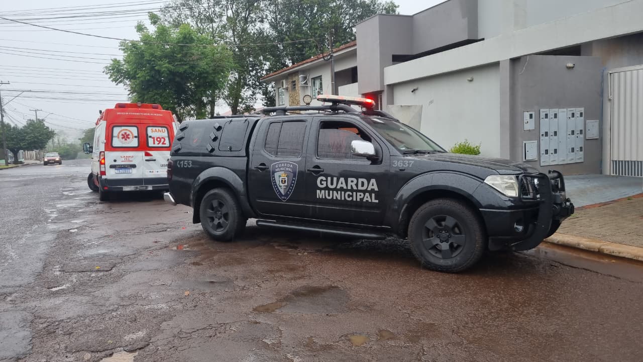 Homem em surto mobiliza Samu e Guarda Municipal