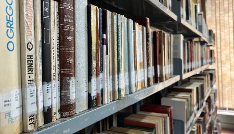 Festival Literário de Cascavel fecha Rua Mato Grosso: Transitar orienta rotas alternativas Festival Literário de Cascavel fecha Rua Mato Grosso: Transitar orienta rotas alternativas