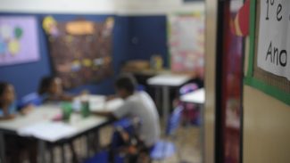 Educação deve ser direito e não herança de classe, diz especialista