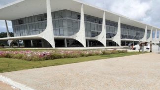 Lula elogia plebiscito sobre taxação de ricos e contra escala 6x1