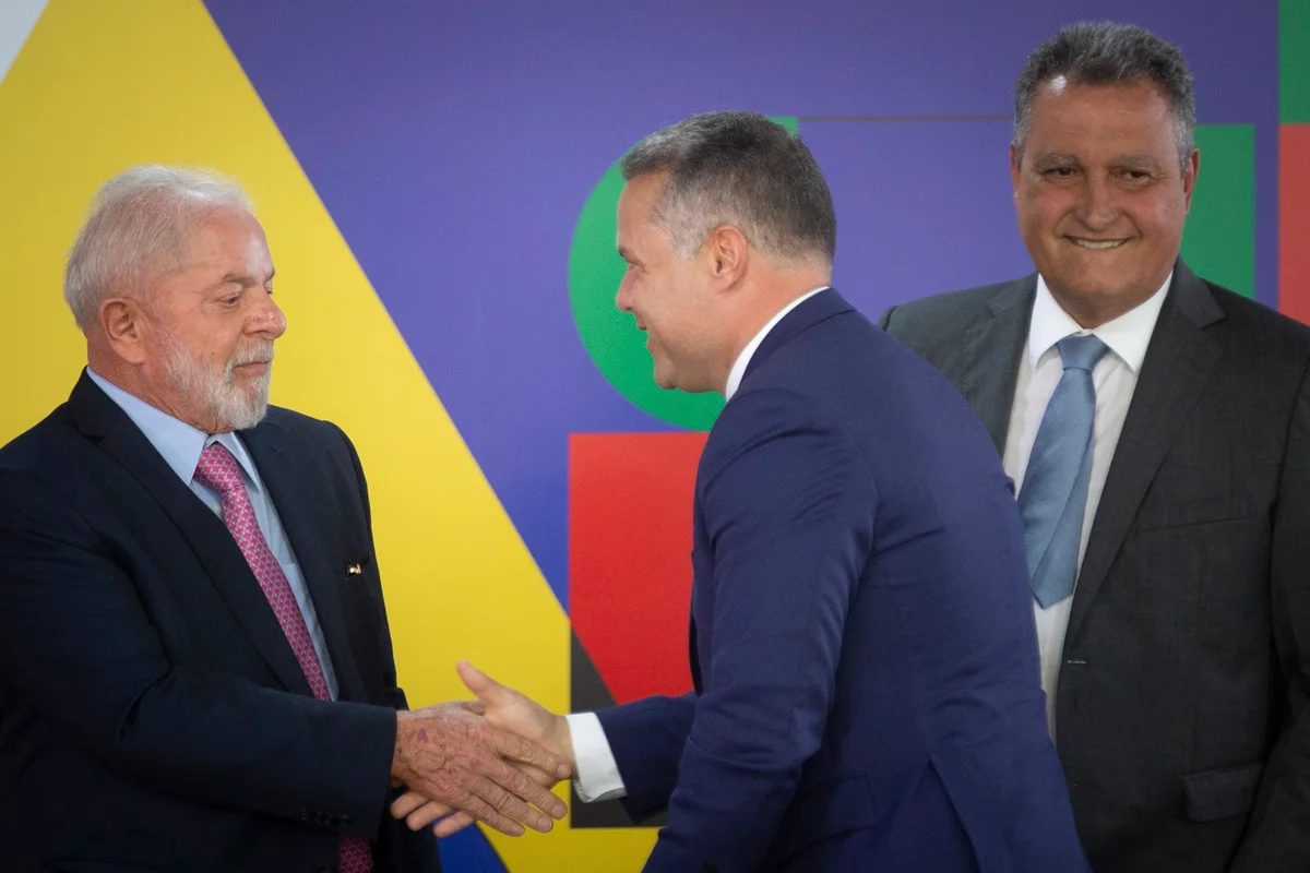 É o fim da CNH? Lula dá aval para proposta que encerra obrigatoriedade É o fim da CNH? Lula dá aval para proposta que encerra obrigatoriedade