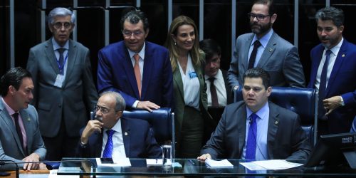 Senado aprova projeto que proíbe empréstimo consignado não autorizado Imagem referente a Senado aprova projeto que proíbe empréstimo consignado não autorizado