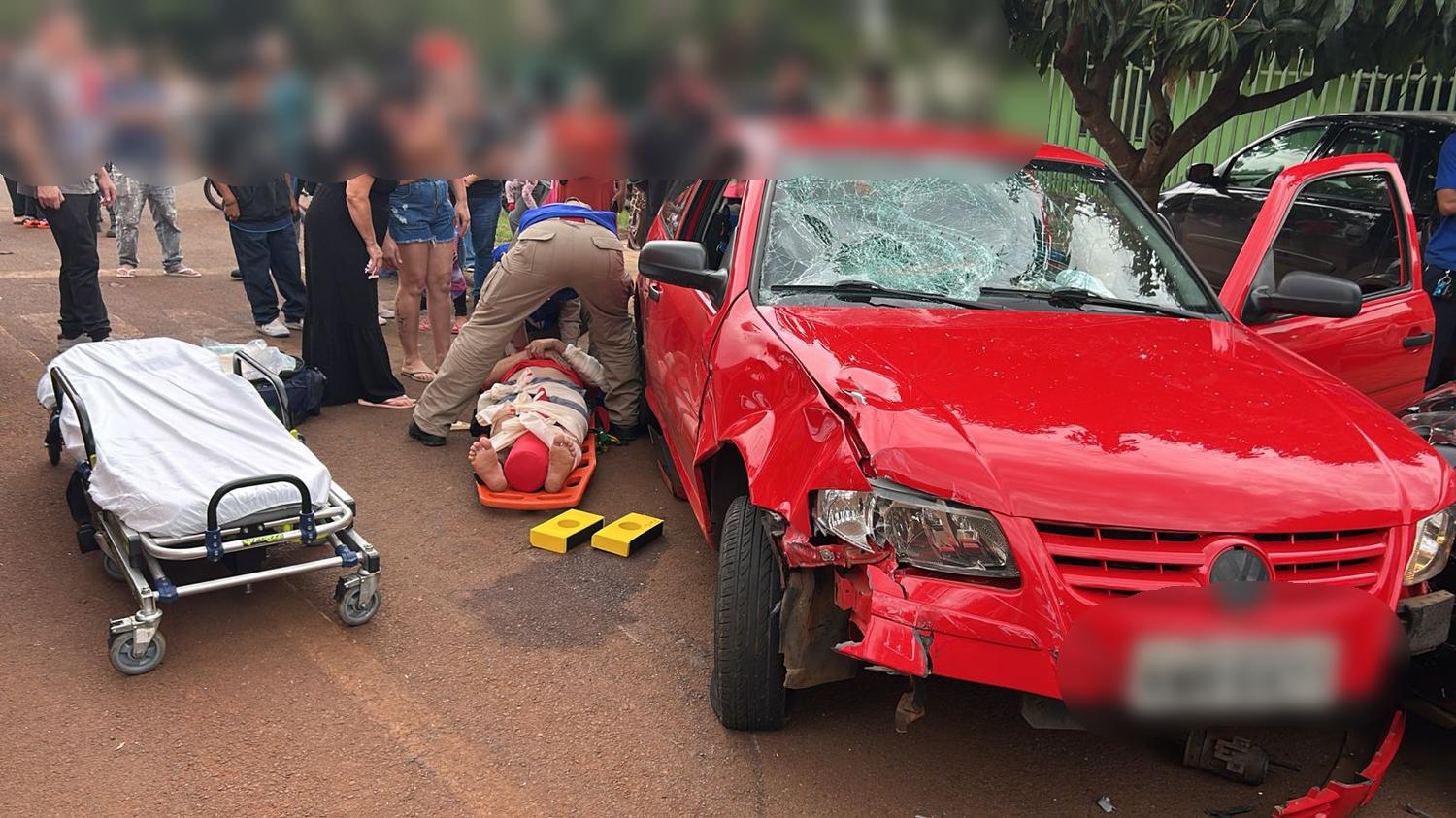 Pancada! Homem fica ferido em forte acidente de trânsito no Periolo Pancada! Homem fica ferido em forte acidente de trânsito no Periolo