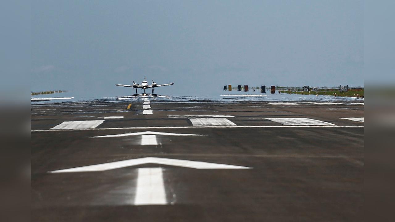Pista ampliada no aeroporto de Foz do Iguaçu abre caminho para voo direto aos EUA