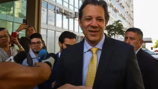 Haddad comemora aprovação da isenção do IR na Câmara: 