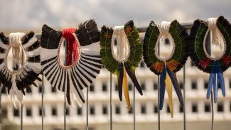 Indígenas fazem ato no STF e defendem derrubada do marco temporal