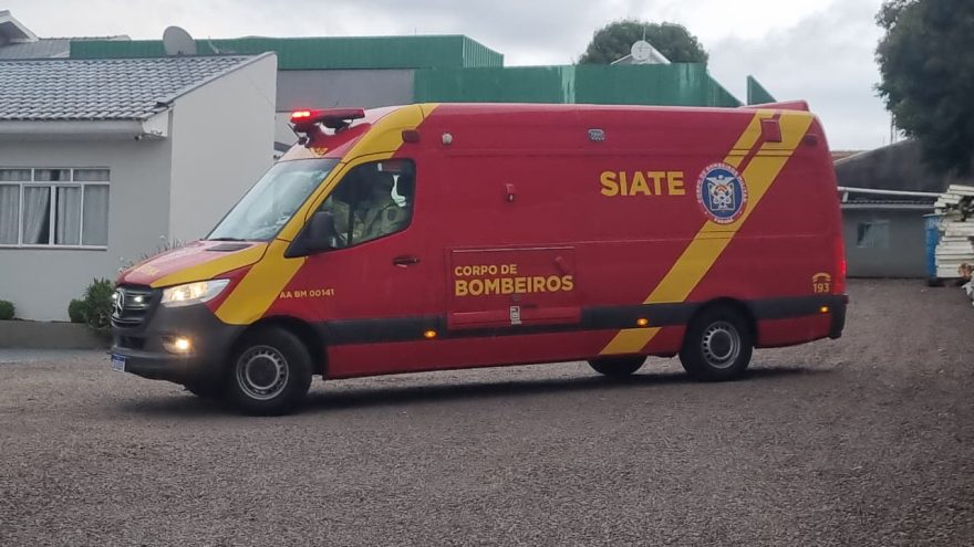 Acidente com máquina de corte deixa mulher ferida no Bairro Parque São Paulo