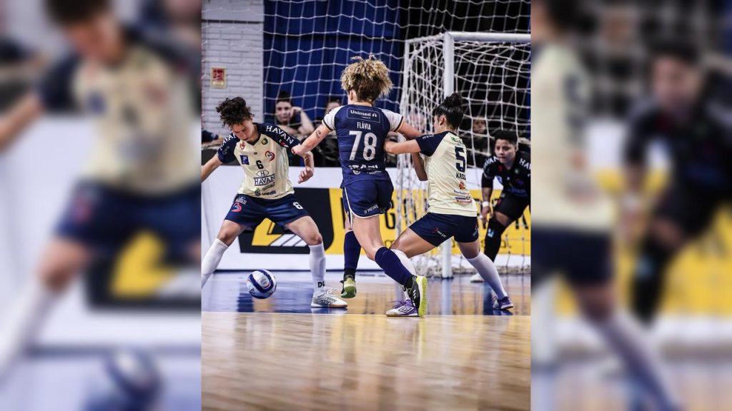 Stein Cascavel perde por 1 a 0 e se despede da Taça Brasil
