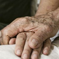 Demência por corpos de Lewy: entenda doença de Milton Nascimento Imagem referente a Demência por corpos de Lewy: entenda doença de Milton Nascimento