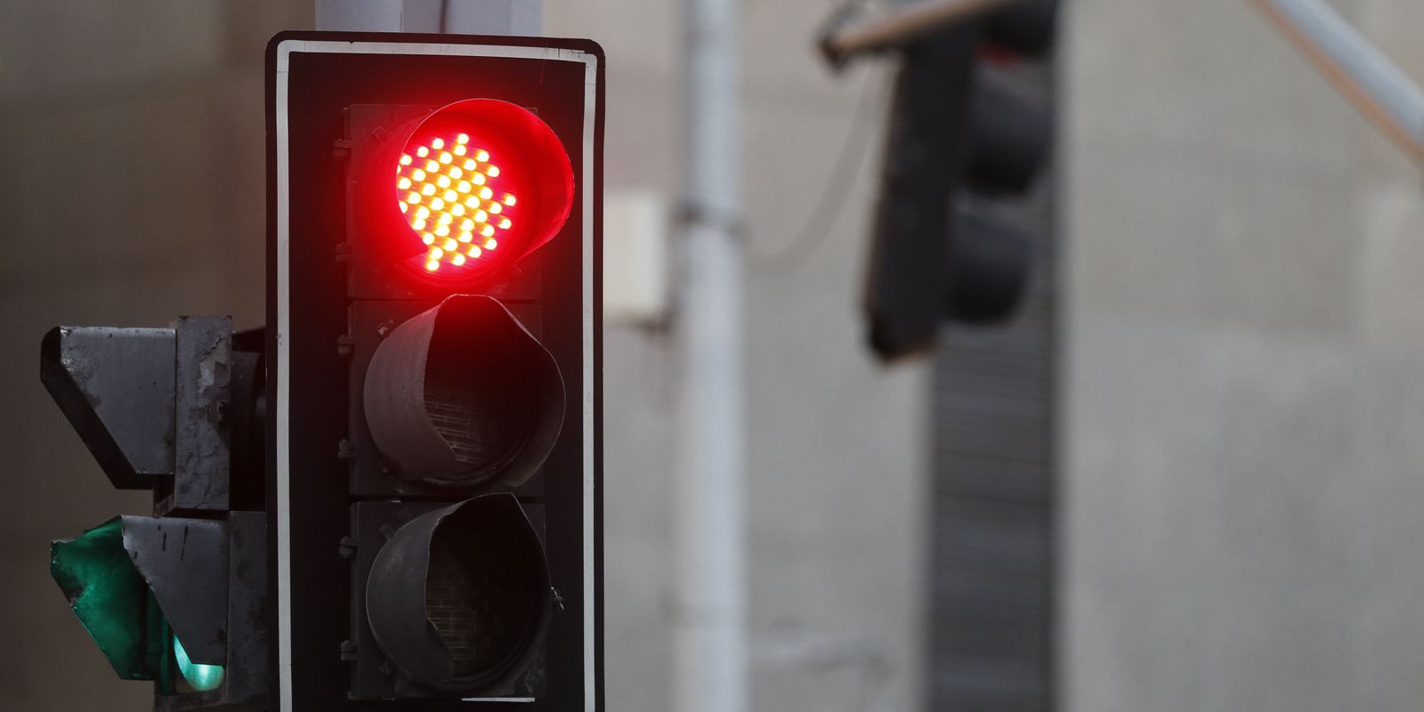 Entenda a proposta que retira exigência de autoescola para tirar CNH Entenda a proposta que retira exigência de autoescola para tirar CNH