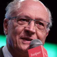 Alckmin destaca avanços com os EUA após conversa entre Lula e Trump Imagem referente a Alckmin destaca avanços com os EUA após conversa entre Lula e Trump