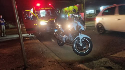 Motociclista sofre queda na Av. Tito Muffato e fica ferido Imagem referente a Motociclista sofre queda na Av. Tito Muffato e fica ferido