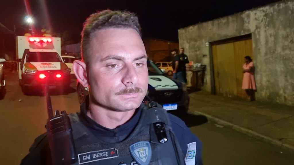 Oito disparos foram realizados contra rapaz que foi morto no Bairro Tarumã Oito disparos foram realizados contra rapaz que foi morto no Bairro Tarumã