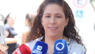 Ministra Esther Dweck aposta em queda da abstenção no CNU