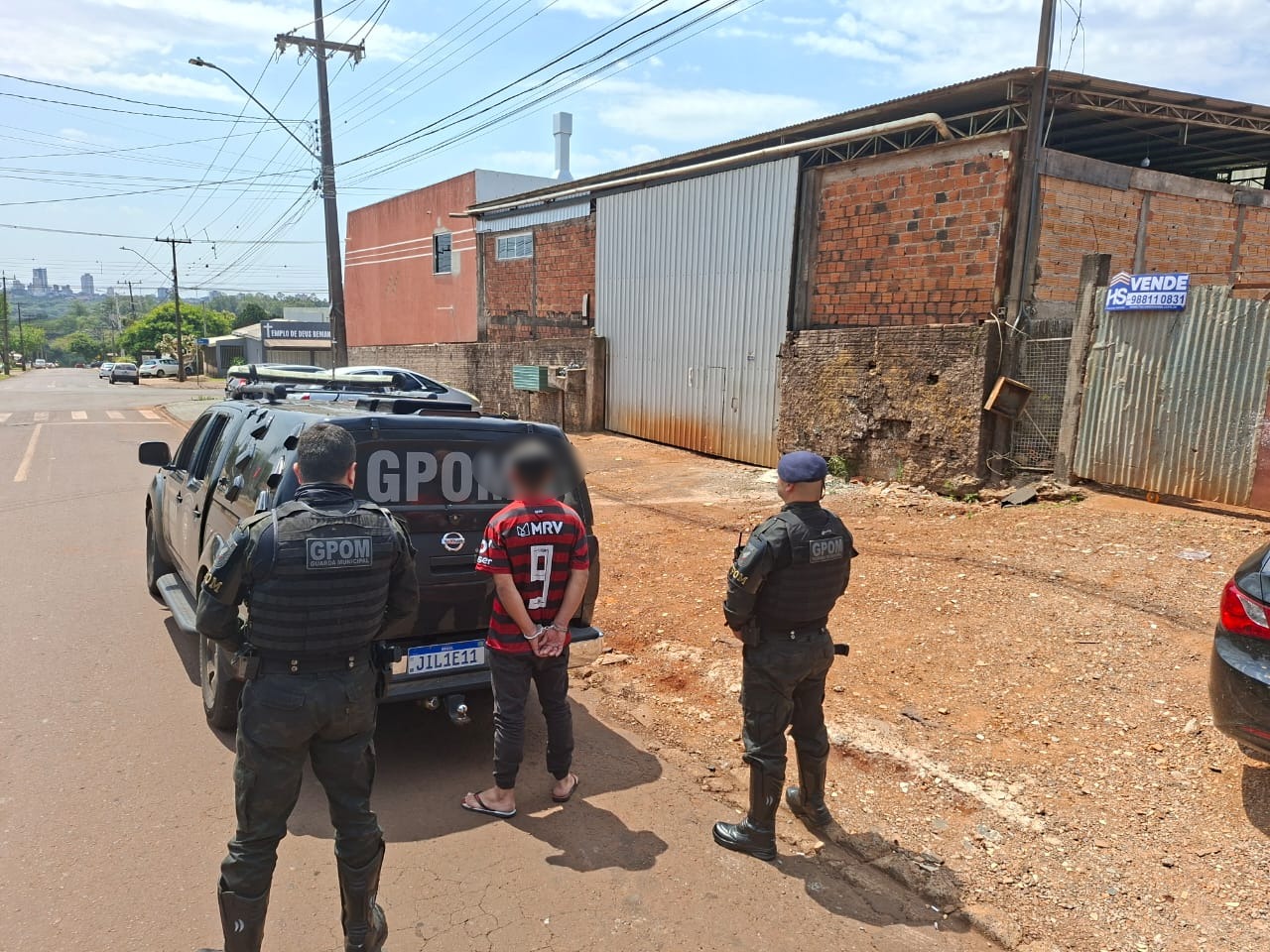 Homem que responde por tráfico de drogas é preso pela GPOM no Cascavel Velho