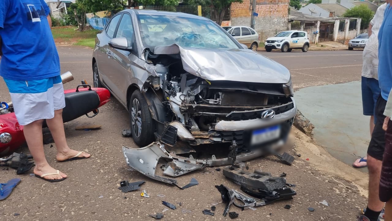 Pancada! Motociclista perde dentes e sofre ferimentos moderados em acidente no Morumbi