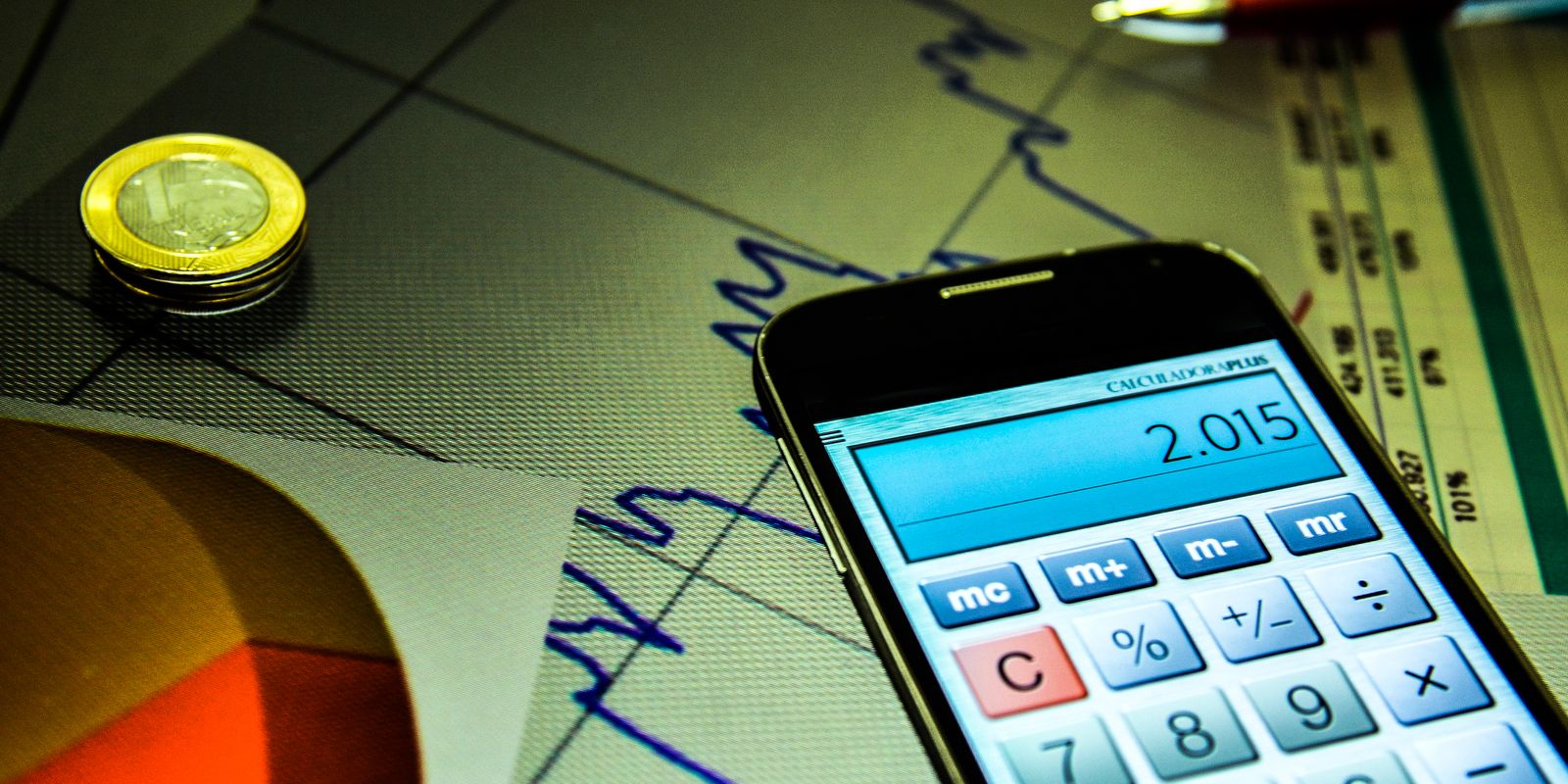 Mercado financeiro reduz previsão de inflação para 4,8% Mercado financeiro reduz previsão de inflação para 4,8%