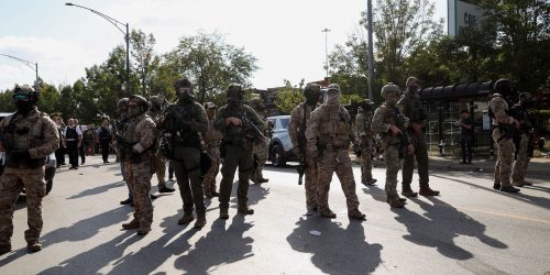 Illinois é novo campo de batalha judicial sobre uso da Guarda Nacional Imagem referente a Illinois é novo campo de batalha judicial sobre uso da Guarda Nacional