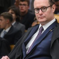 Zanin vota para manter Moro réu por calúnia contra Gilmar Mendes Imagem referente a Zanin vota para manter Moro réu por calúnia contra Gilmar Mendes