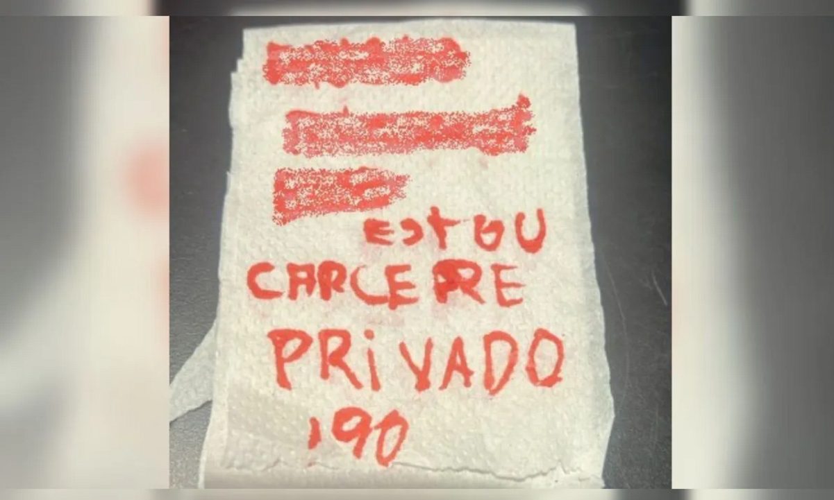 Cárcere privado: Mulher usa papel higiênico para pedir socorro