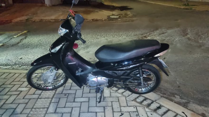 Mulher fica ferida após acidente no Bairro Santa Cruz em Cascavel