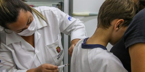 Vacina contra HPV reduz em 58% casos de câncer de colo de útero Imagem referente a Vacina contra HPV reduz em 58% casos de câncer de colo de útero