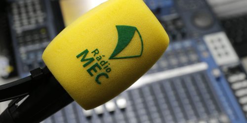 Rádio MEC estreia temporada de crônicas de Ruy Castro e Heloisa Seixas Imagem referente a Rádio MEC estreia temporada de crônicas de Ruy Castro e Heloisa Seixas