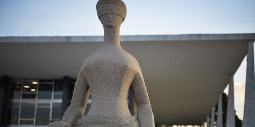 Dino mantém resolução do CFM que limita tratamento a jovens trans Imagem referente a Dino mantém resolução do CFM que limita tratamento a jovens trans