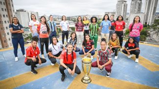 Sorteio no Pacaembu define sedes e grupos da terceira Copinha Feminina Sorteio no Pacaembu define sedes e grupos da terceira Copinha Feminina