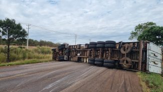Tombamento na BR-369: Rodovia segue totalmente interditada