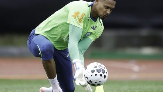 Goleiro John diz que primeira convocação para a seleção é um sonho Goleiro John diz que primeira convocação para a seleção é um sonho