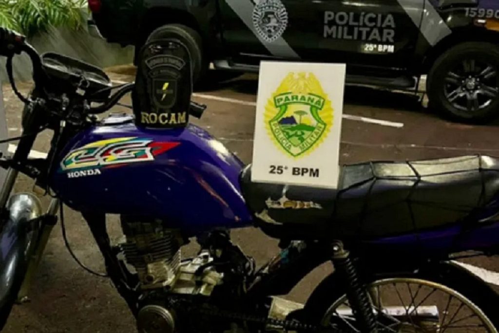Jovem sem CNH foge da PM em Umuarama e sofre acidente