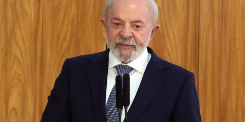 Derrubada de MP é derrota imposta ao povo brasileiro, diz Lula Imagem referente a Derrubada de MP é derrota imposta ao povo brasileiro, diz Lula