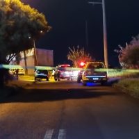 Imagem referente a Confronto policial em Cascavel: Dois são mortos e um baleado no Bairro Periolo; Policial militar também é alvejado