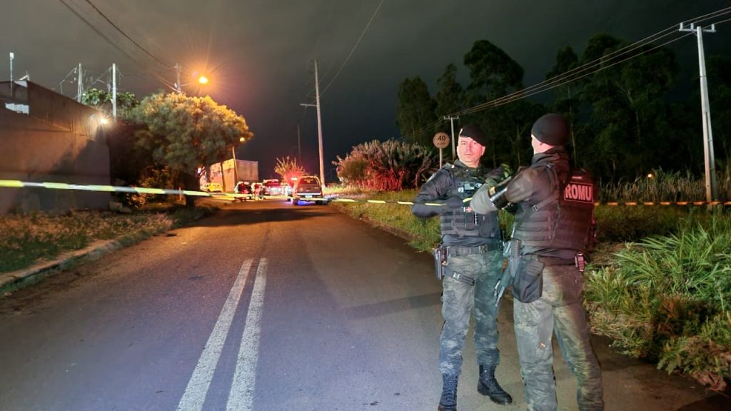Grupo que entrou em confronto com a Polícia em Cascavel teria realizado assalto em Corbélia Grupo que entrou em confronto com a Polícia em Cascavel teria realizado assalto em Corbélia