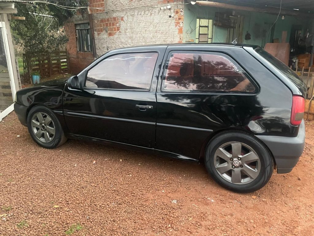 Veículo Gol, placas AGA-3065, foi furtado na Rua São Paulo