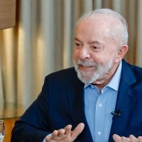 Rubio faz contato com chanceler brasileiro para tratar de tarifaço Imagem referente a Rubio faz contato com chanceler brasileiro para tratar de tarifaço