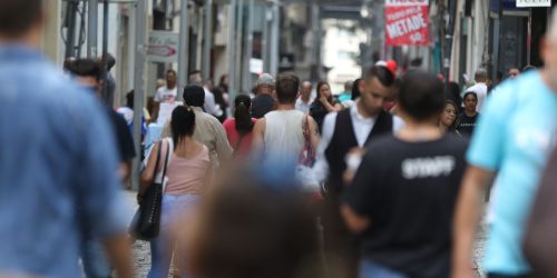 Censo 2022: nível de ocupação é menor que o registrado em 2010 Imagem referente a Censo 2022: nível de ocupação é menor que o registrado em 2010