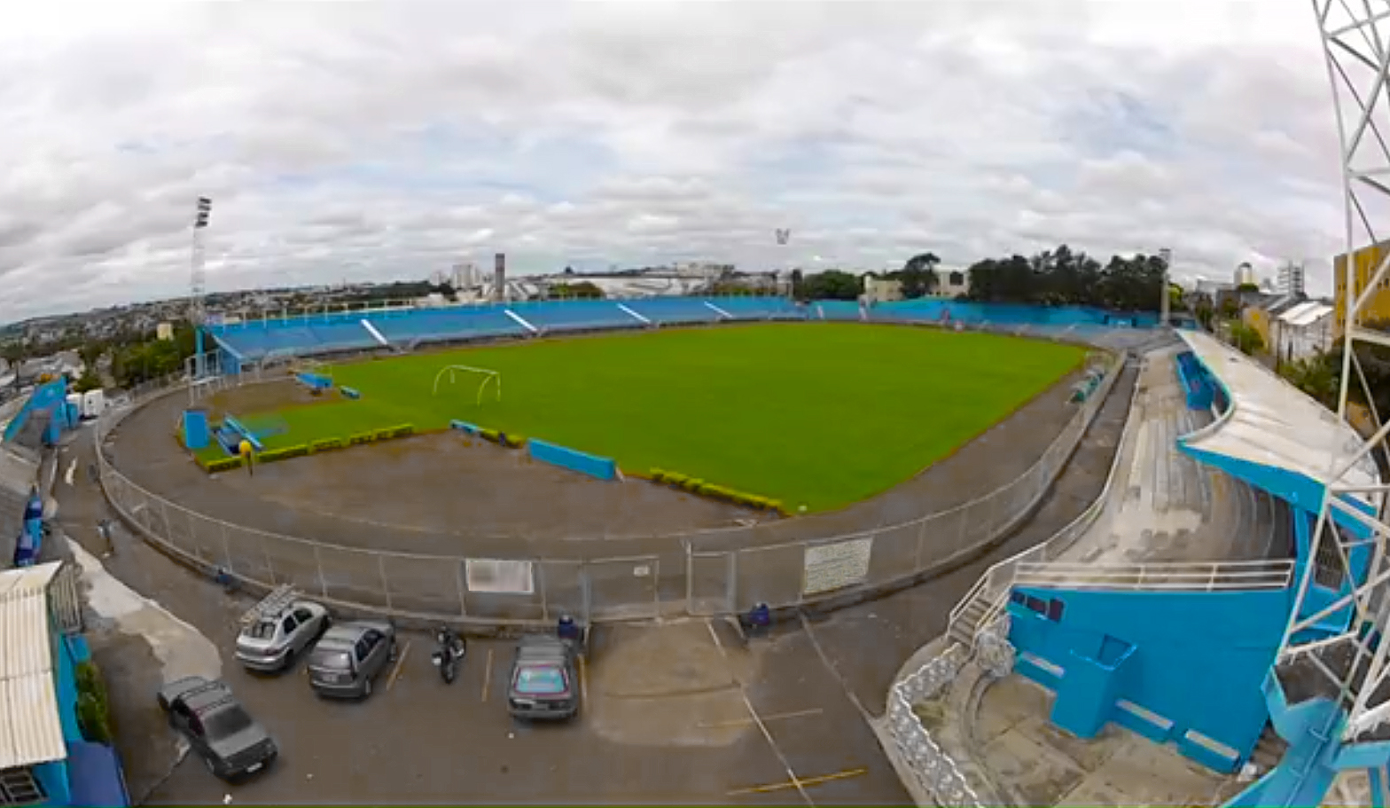 Torcida no Paraná é obrigada a fechar sede após ataques e tumultos em jogos