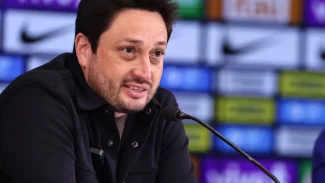 Arthur Elias convoca seleção para amistosos contra Inglaterra e Itália Arthur Elias convoca seleção para amistosos contra Inglaterra e Itália