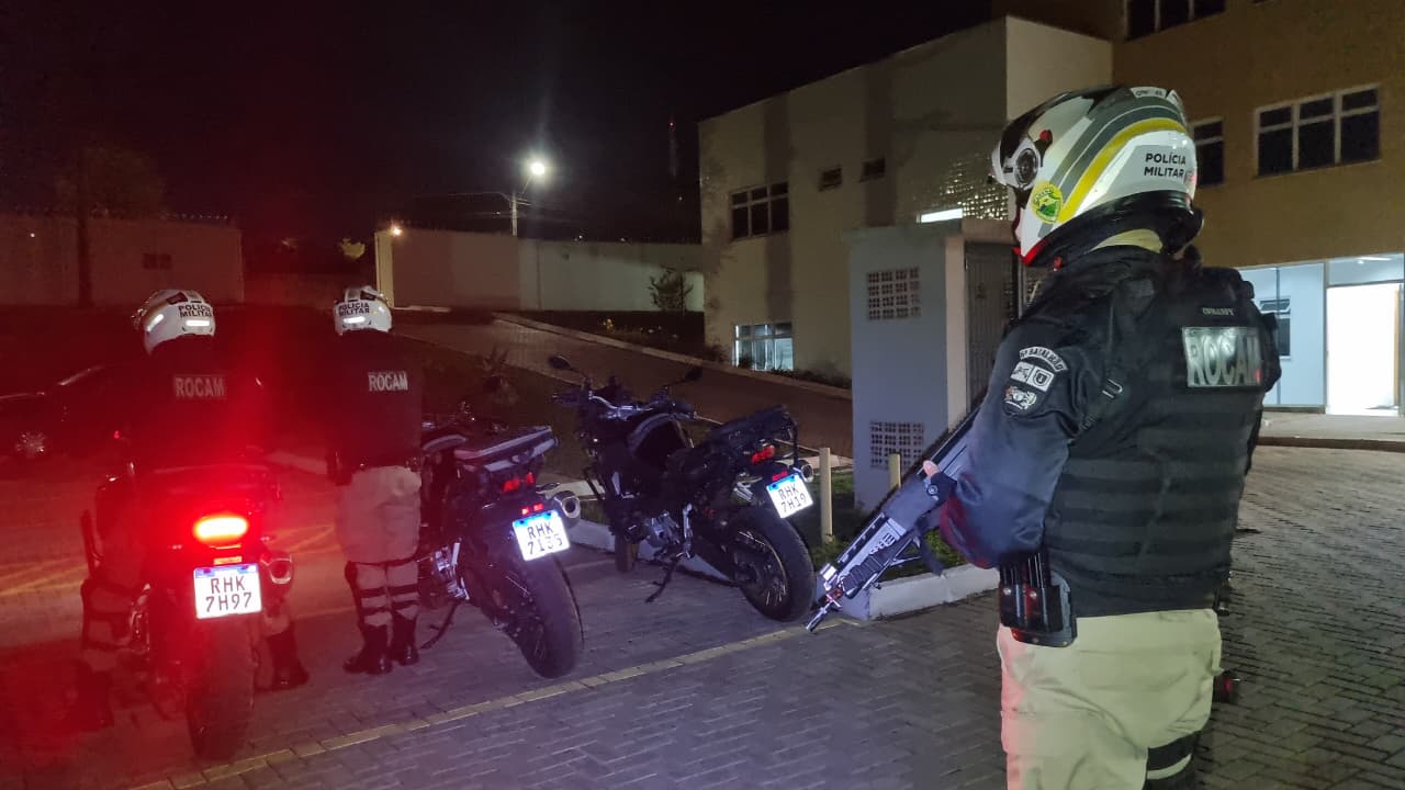 Procurado por tráfico se esconde no forro de casa, mas é preso pela ROCAM em Cascavel Procurado por tráfico se esconde no forro de casa, mas é preso pela ROCAM em Cascavel
