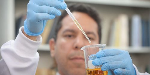 Imagem referente a Novo protocolo de São Paulo permite detecção de metanol em bebidas