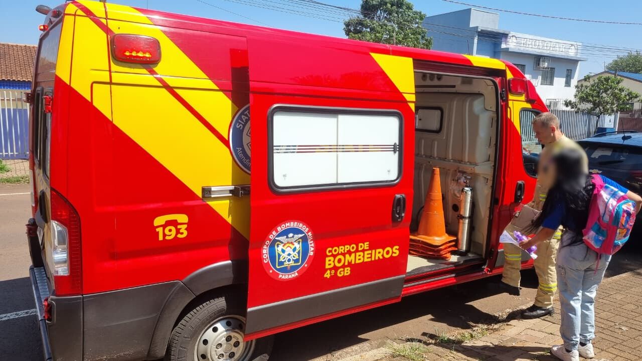 Criança de 8 anos sofre queda em escola e é socorrida pelo Corpo de Bombeiros