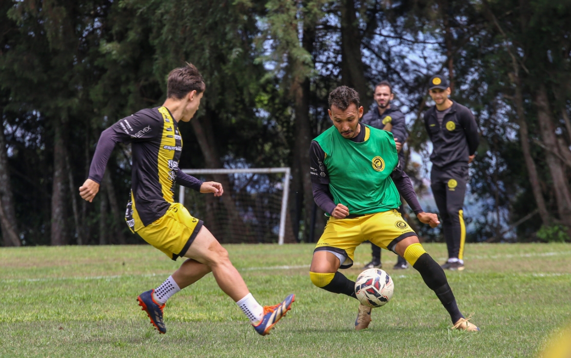 Cascavel encerra primeira fase da Taça FPF diante do Cianorte no Olímpico