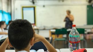 Governo abre canal para sugestões sobre uso de IA na educação