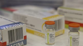 Fiocruz e UFMG firmam parceria para expandir centro de vacinas